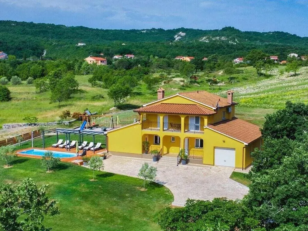 Villa Cosy Apartment In Potpican